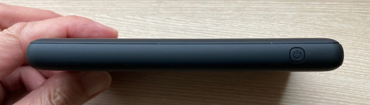 モバイルバッテリー